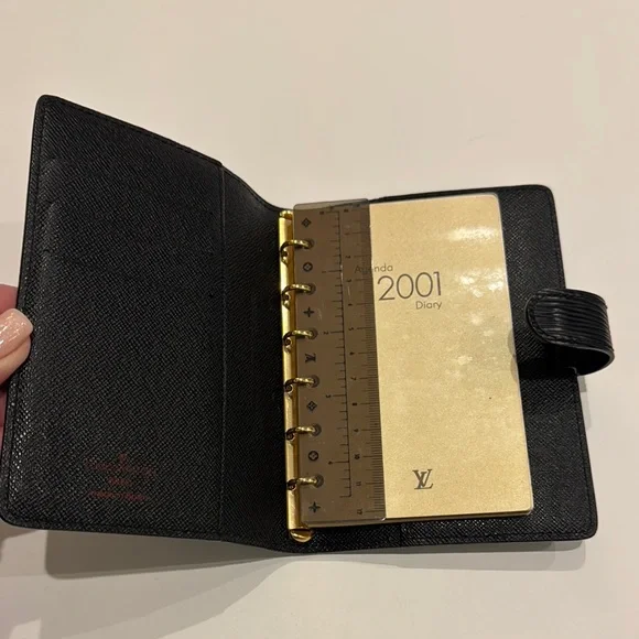 Louis Vuitton Authentic Epi Leather Agenda With ruler/ 2001 agenda/stickers.